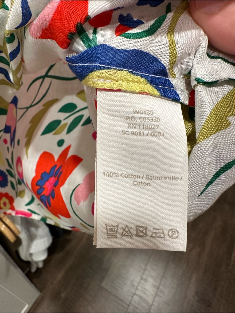 Boden Floral Sleeveless Blouse - Picture 6 of 7